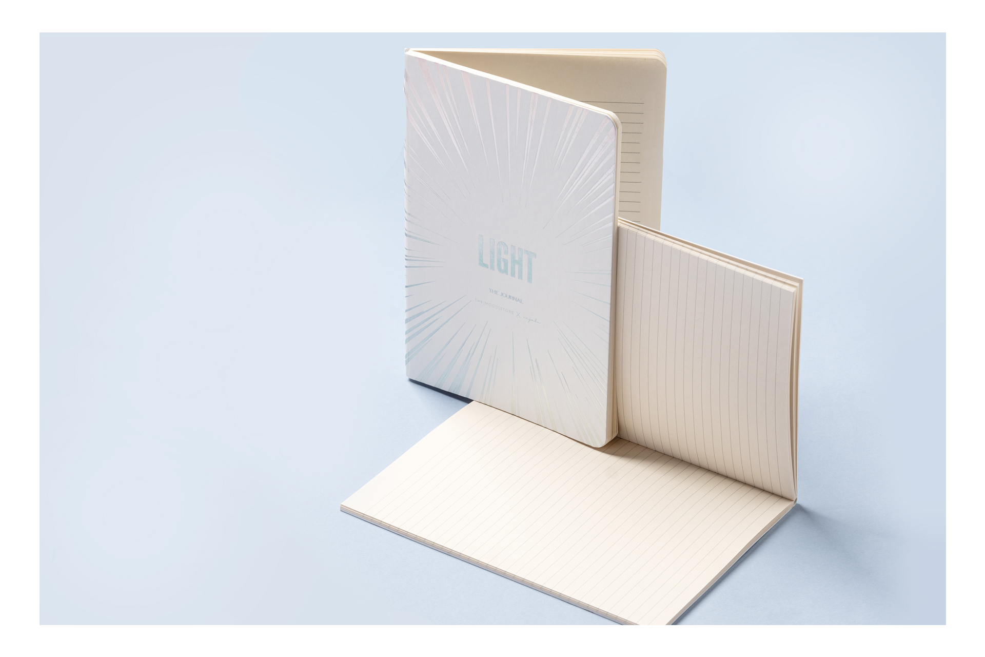 The Mood Store Light Journal Holographic Volant